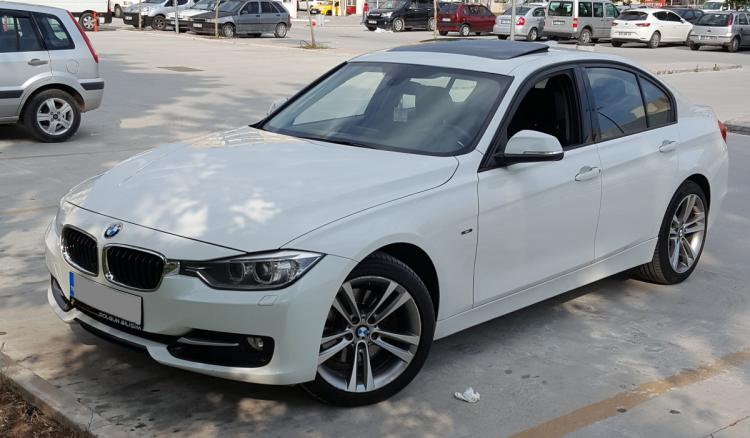 BMW 3.28İ 326 HP MÜKEMMEL KONDİSYONDA HATASIZ BOYASIZ BTC